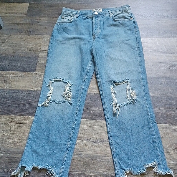 We the Free Maggie mid-rise distressed jeans - Picture 1 of 9